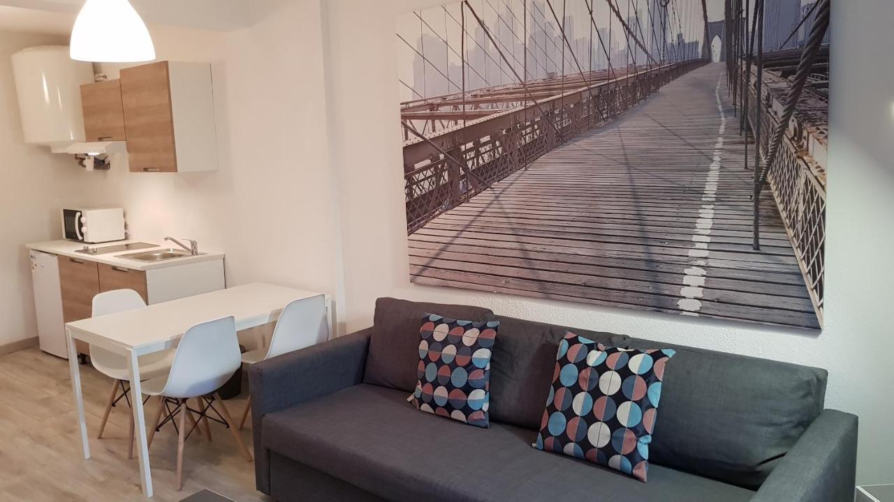 Appartement "Gabrielle" Au Calme En Hypercentre De Revel Revel  Bagian luar foto